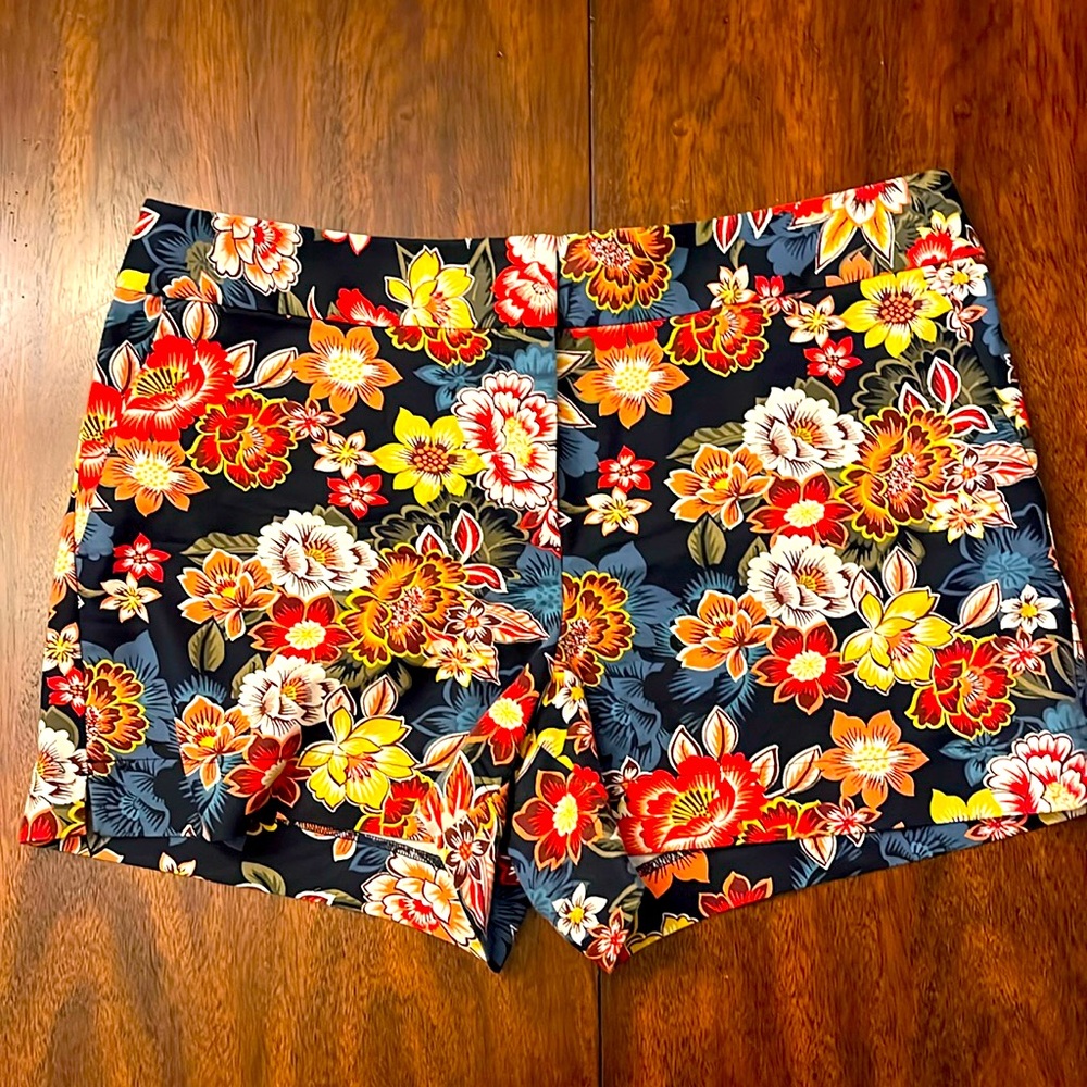LOFT 4” shorts size 12